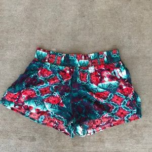Patterned shorts